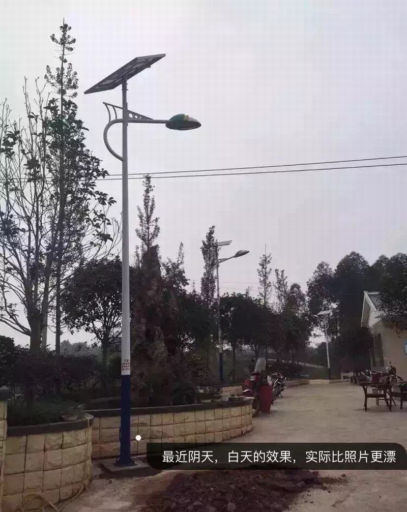 江西吉首新农村建设太阳能路灯安装案例